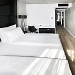 Ξενοδοχείο Dormero 4*