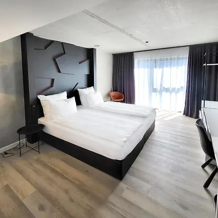 Hotel Dormero 4*